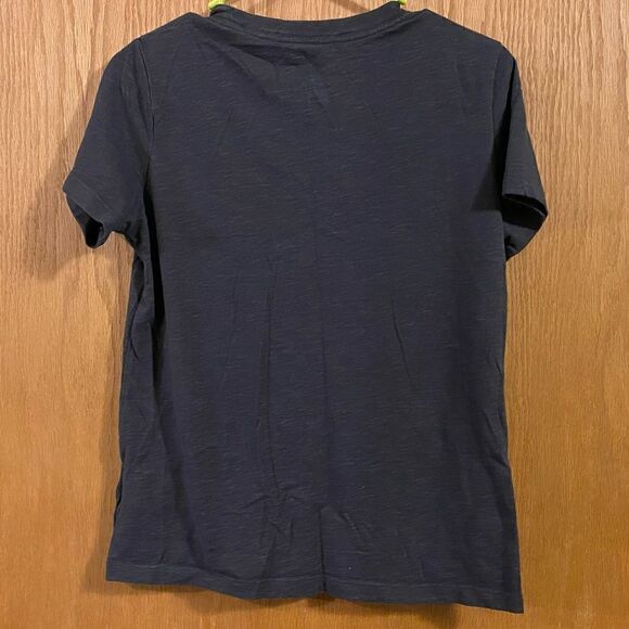 🌺3 for $30🌺The Nike Tee, DRI-FIT Womens short Sleeved T-shirt, Size S. (S78) - Picture 3 of 3